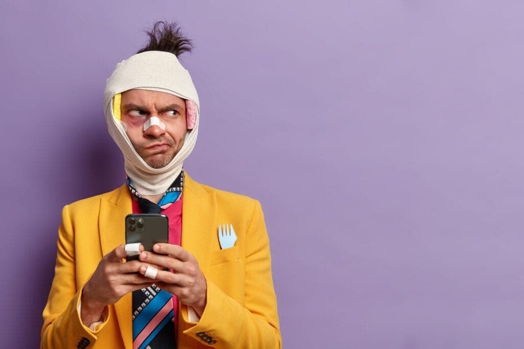 Come allungare la vita del tuo smartphone: 7 consigli pratici (che ti faranno sentire un vero ninja della manutenzione digitale)