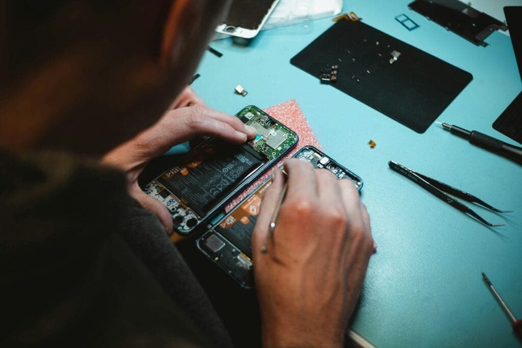 Il telefono non carica? 5 controlli prima di cambiare batteria